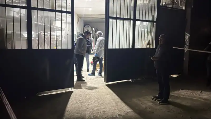 İş Yerinde İşlenen Korkunç Cinayet: Battaniye ile Kapandılar!