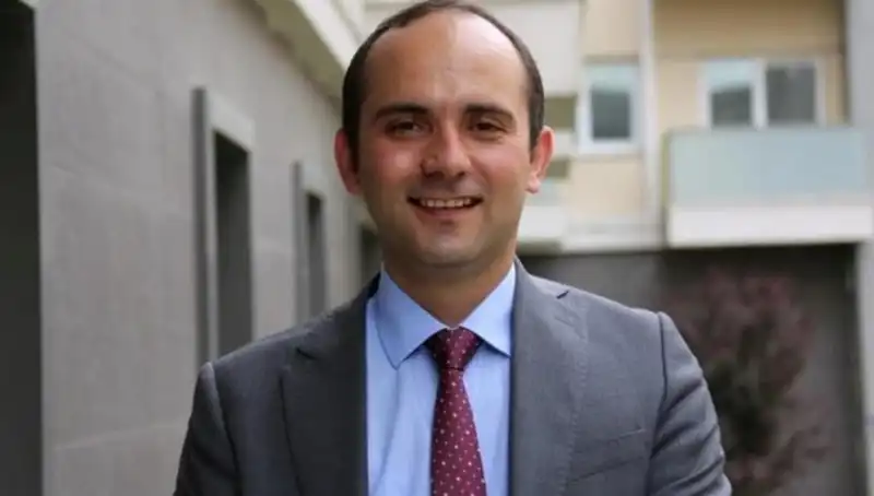 Anayasa Mahkemesi'nden Tayfun Kahraman Kararı: Şaşırtan Gelişmeler ve Etkileri