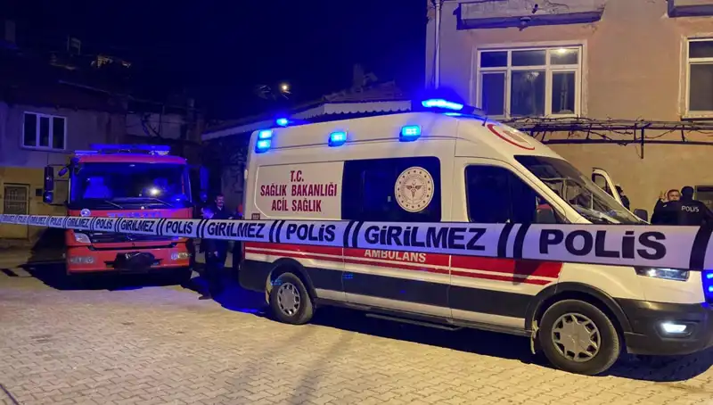 Yaşlı Adamın Evi Yangında Küllere Döndü, Hayatını Kaybetti