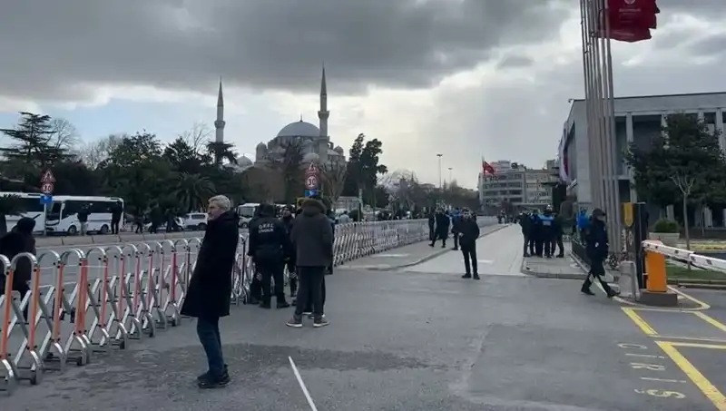 İstanbul'da 22 Mart Cumartesi Hangi Yollar Kapalı? Alternatif Güzergahlar Burada!