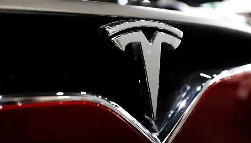 Tesla'da Ucuz Model Tartışmaları ve FSD Beklentileri Karışıklık Yarattı