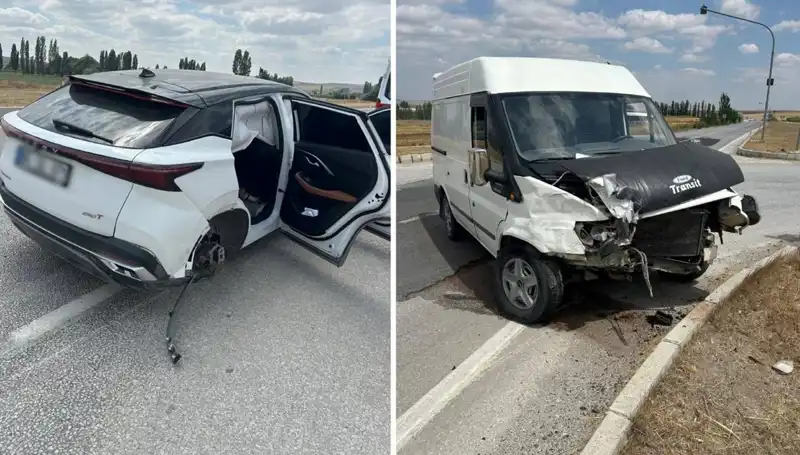 Çorum’da Kafa Kafaya Çarpışma: Kazada Yaralıların Durumu ve İlk Bilgiler