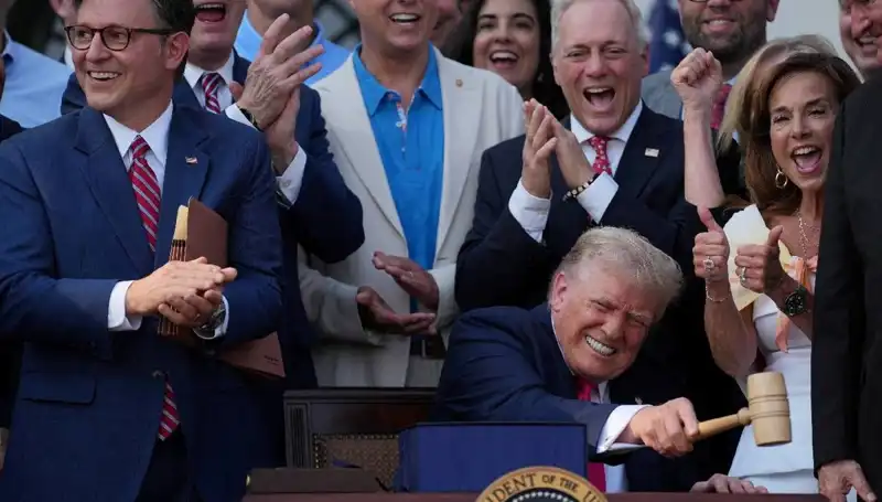 Trump’ın İmzaladığı “Büyük, Güzel Yasa Tasarısı” Neleri Değiştirecek?