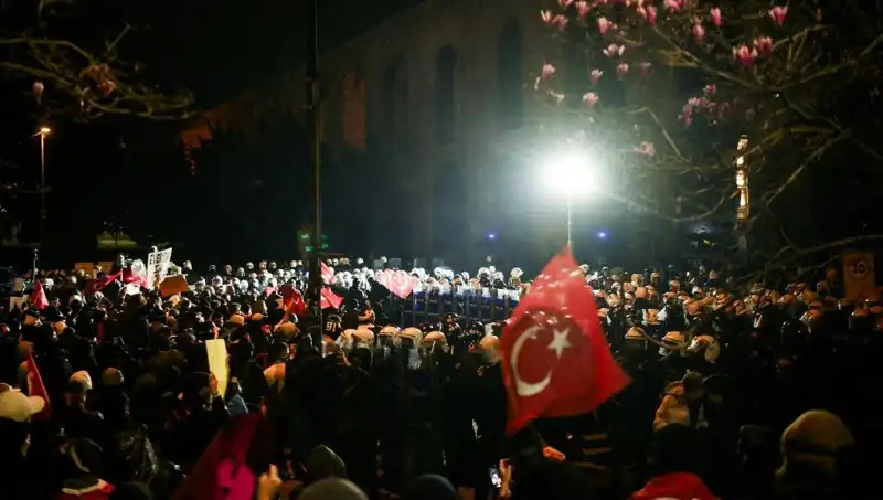 Gazetecilerin Gösteri Takibinden Sonra Tahliye Edilmesiyle İlgili Gelişmeler