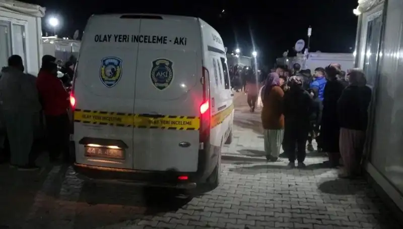 Husumet İki Aileyi Karşı Karşıya Getirdi: Kavga Kanlı Bitti